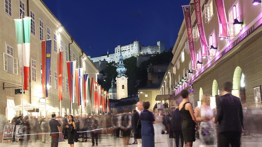 Die Salzburger Festspiele sind bereits 900.000 Euro über dem Plan.