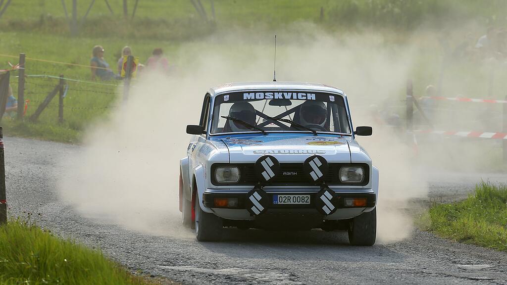 Alte Rallyeboliden in Saalfelden.