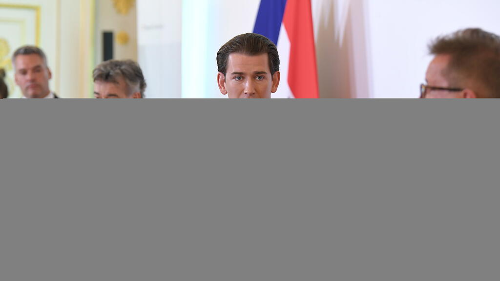 Regierung verk\u00fcndet weitere Ma\u00dfnahmen
