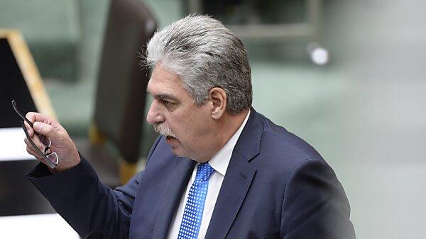 Finanzminister Hans-Jörg Schelling im Nationalrat