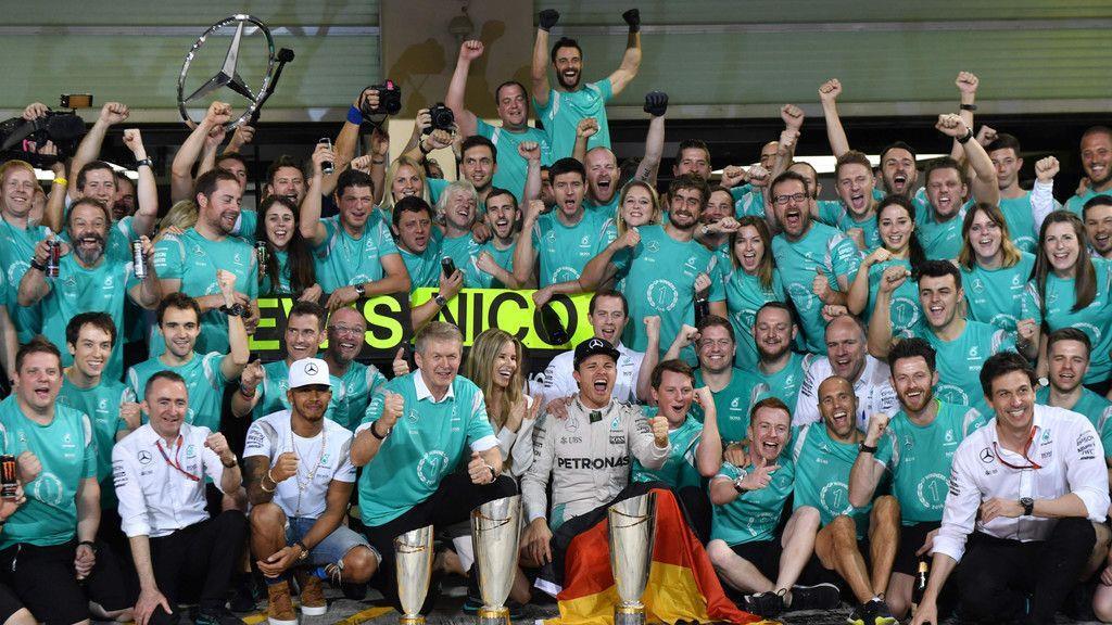 Rosberg feiert in Abu Dhabi