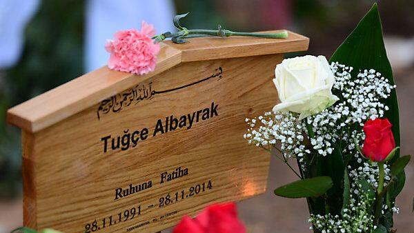 Das Grab der getöteten Tugce