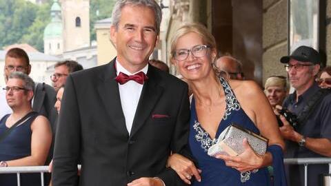 Festspiele: Prominenz bei "Pique Dame"