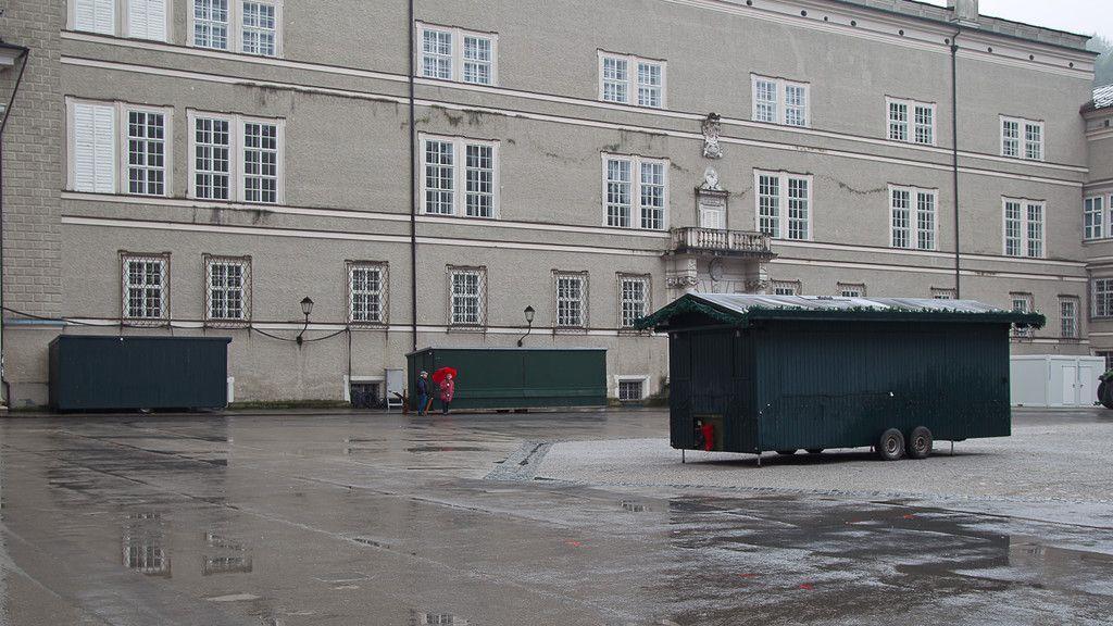 Salzburger Christkindlmarkt 2016: Aufbau gestartet, I