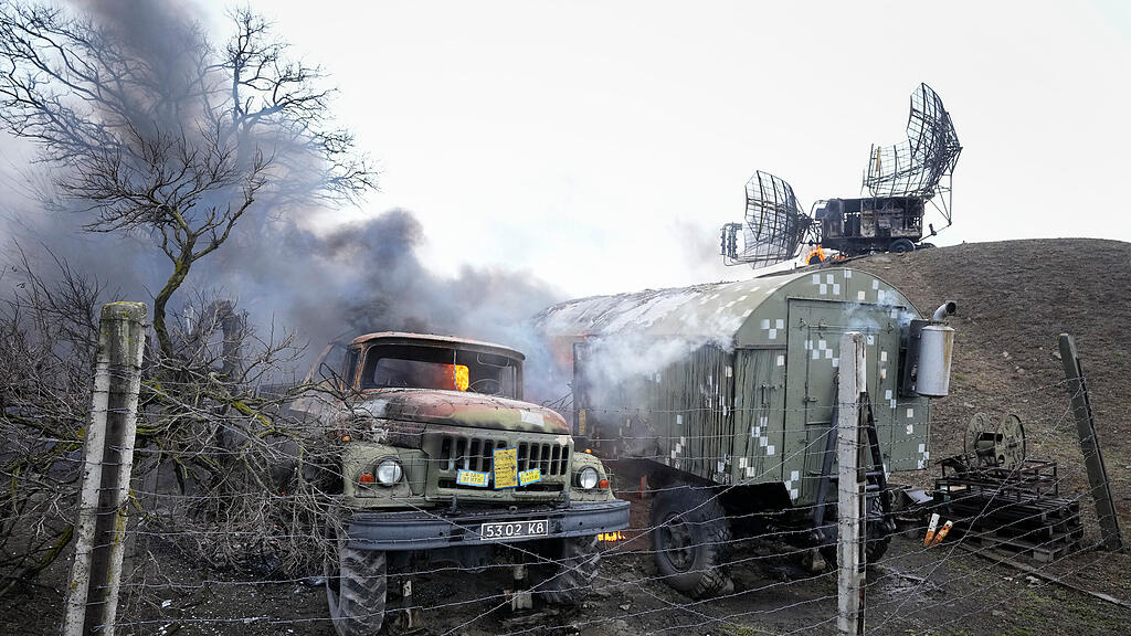Krieg in Ukraine: Schäden nach Angriffen in Mariupol
