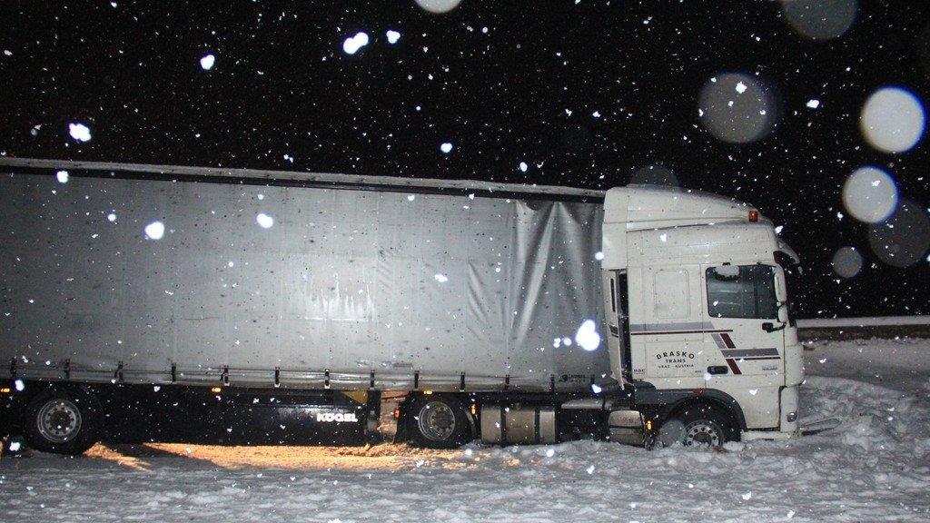 Sattelschlepper-Unfall auf A10