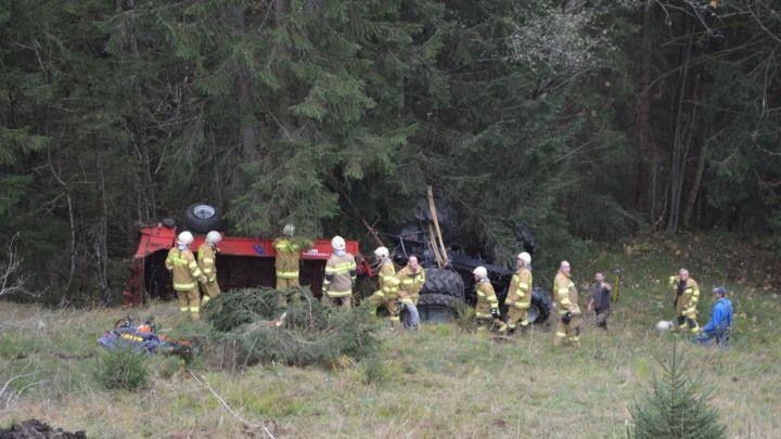 Rußbach: Landwirt bei Traktor-Absturz schwer verletzt