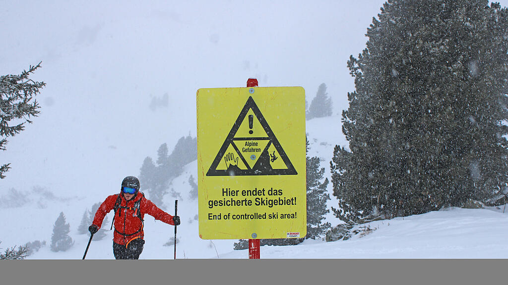skitour1.jpg