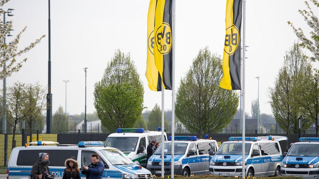 BVB: Explosionen bei Team-Bus