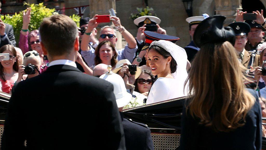 Royale Hochzeit: Schillernde Kutschfahrt durch Windsor