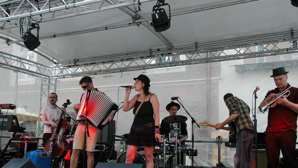 Linzergassenfest Sa II