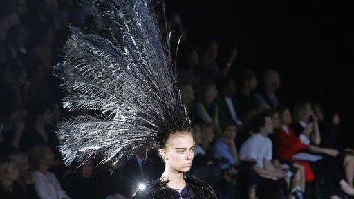 Pret-a-porter: Louis-Vuitton-Schau in Paris