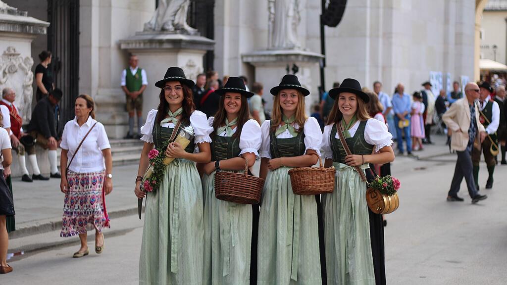 400 Jahre Hl Erentrudis und Erntedankfest