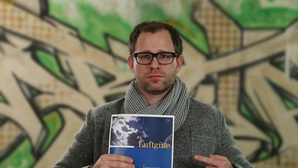Anwalt Peter Harlander tritt vehement gegen "Tempo 80" auf.