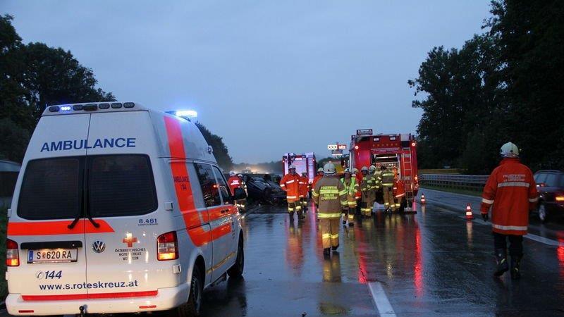 Pkw-Überschlag auf A1