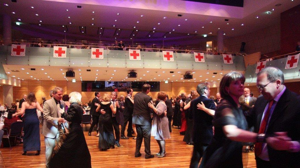 Rot-Kreuz-Ball2014 Teil II