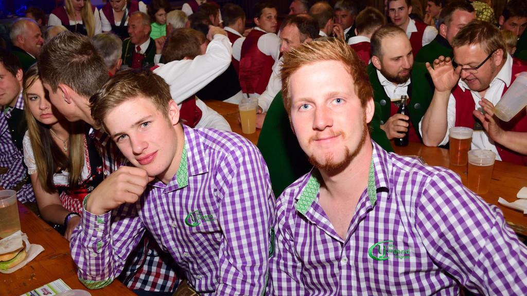 Sagler Bierzelt, FR, II