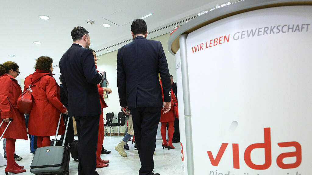 AUA-Betriebsversammlung Warnstreik