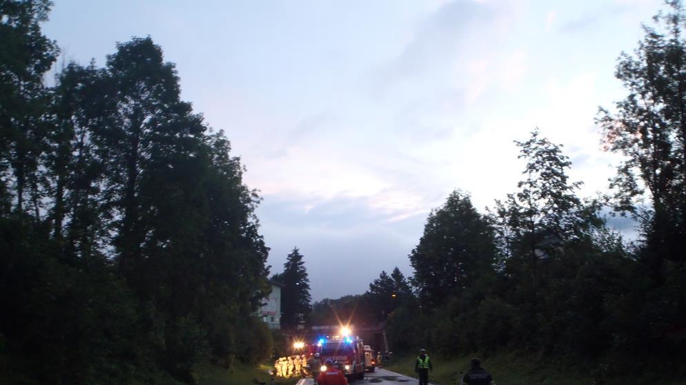Verletzte bei schwerem Frontalcrash in Bad Ischl