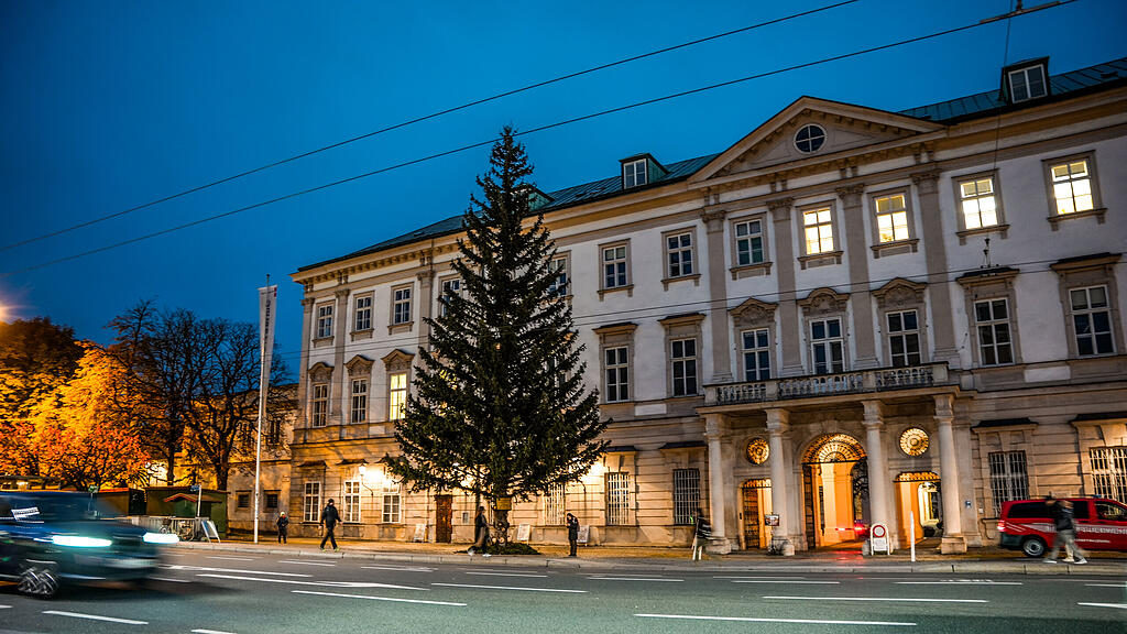 Christbaum MIrabellplatz