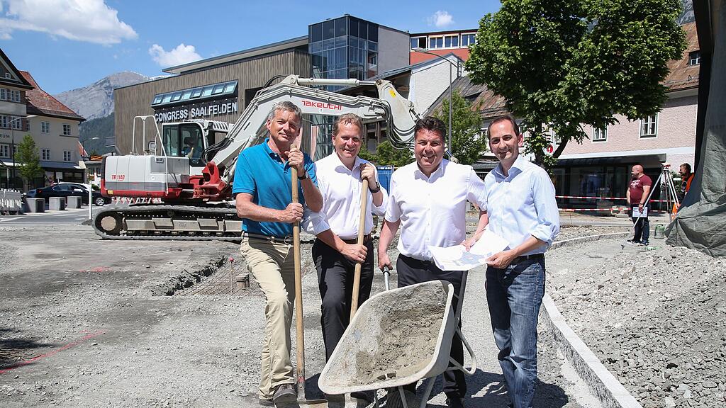 Besichtigung in Saalfelden, im Bild v. li: Kurt Heimer, Erich Rohrmoser, Hans Mayr, Markus Latzer.