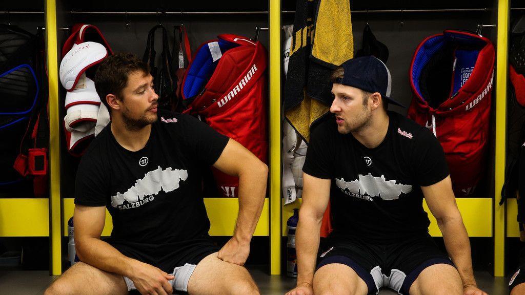 Einblick in Eishockey-Kabine II