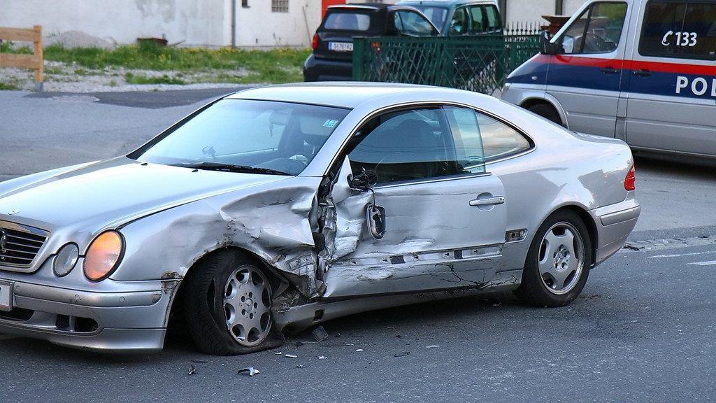 Crash in der Aignerstarße