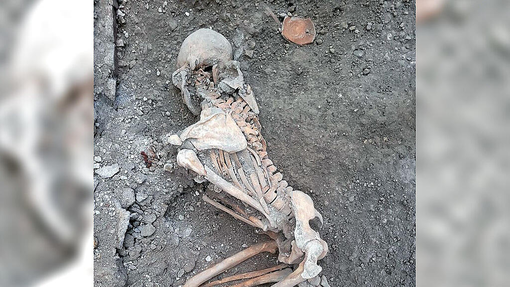 POMPEJI SKELETTE