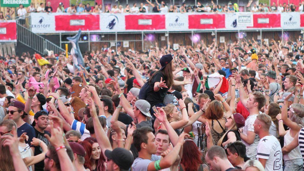 Electric Love Festival 2016: Tag 2, IV