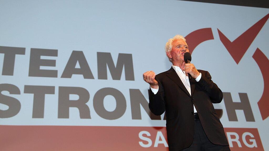 Frank Stronach widmet sein Darlehen für Salzburg in eine Spende um.