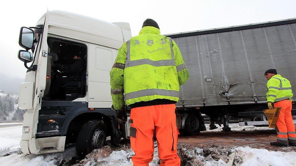 Sattelzug löst Umweltalarm aus