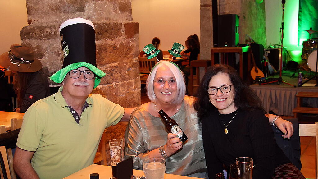 St. Patrick\u00b4s Day im Br\u00e4ust\u00fcbl Kaltenhausen