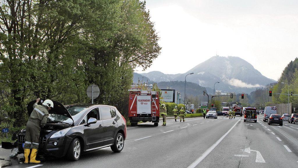 Spektakulärer Crash an MGC Kreuzung in Bergheim