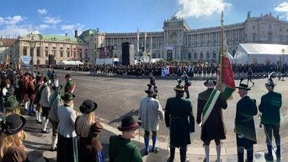 Salzburger Schützen in Wien