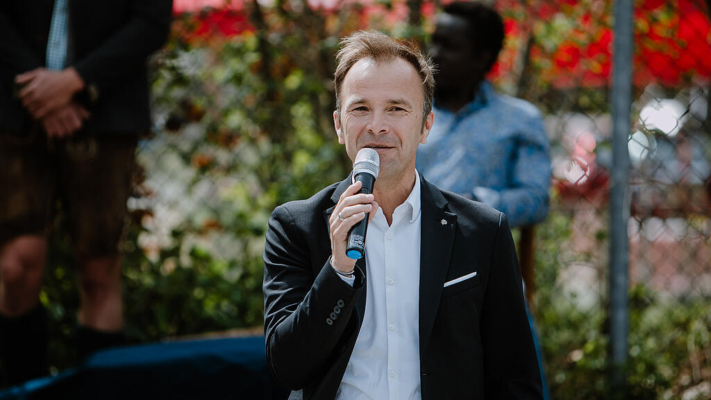 SB, Bernhard Auinger