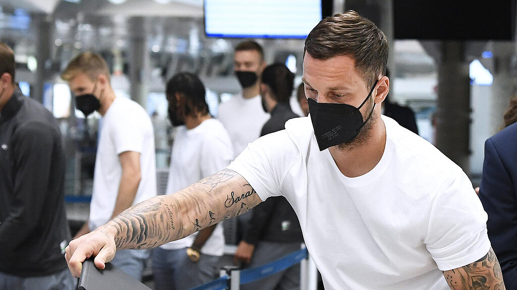 EM_\u00d6sterreich_Flughafen_Arnautovic