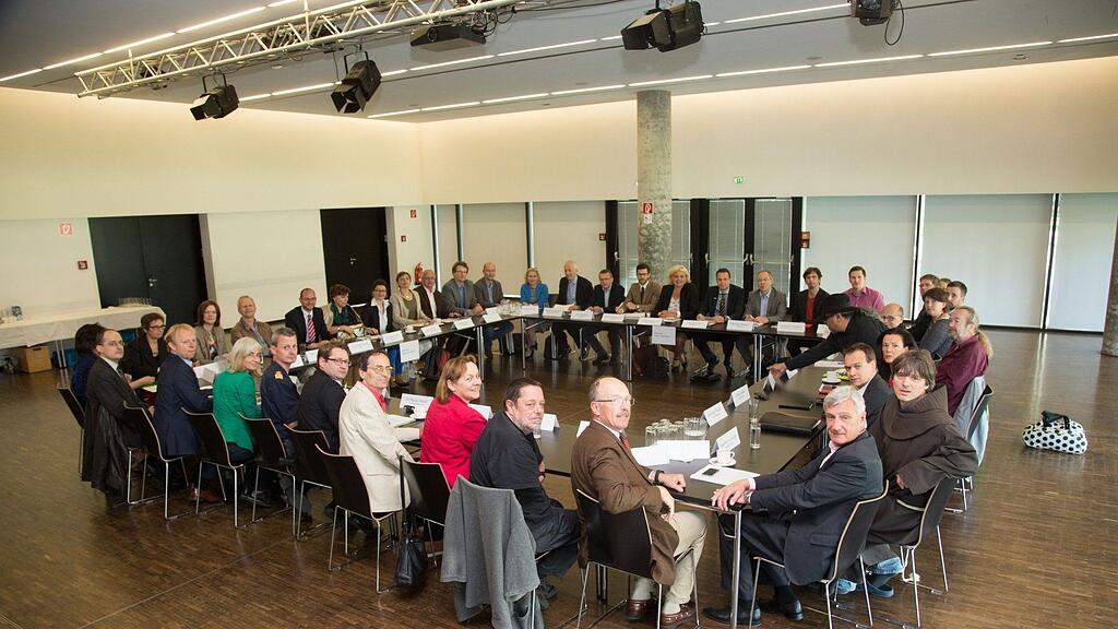 Das Problem mit den Bettlern in Salzburg wurde am Montag an einem Runden Tisch diskutiert