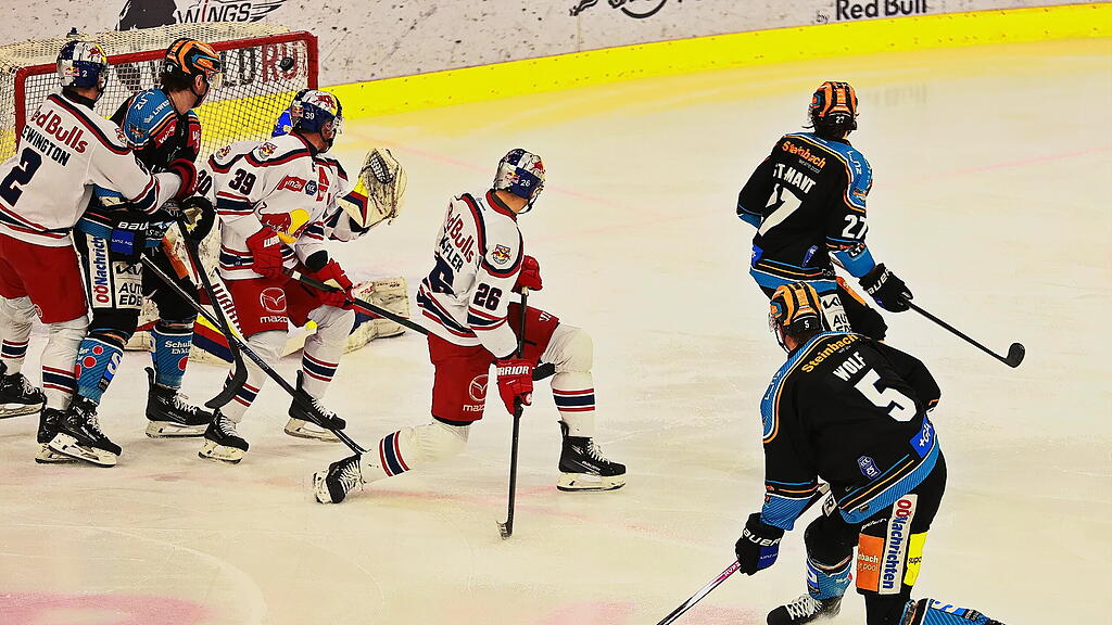 EC Red Bull Salzburg gegen Black Wings Linz