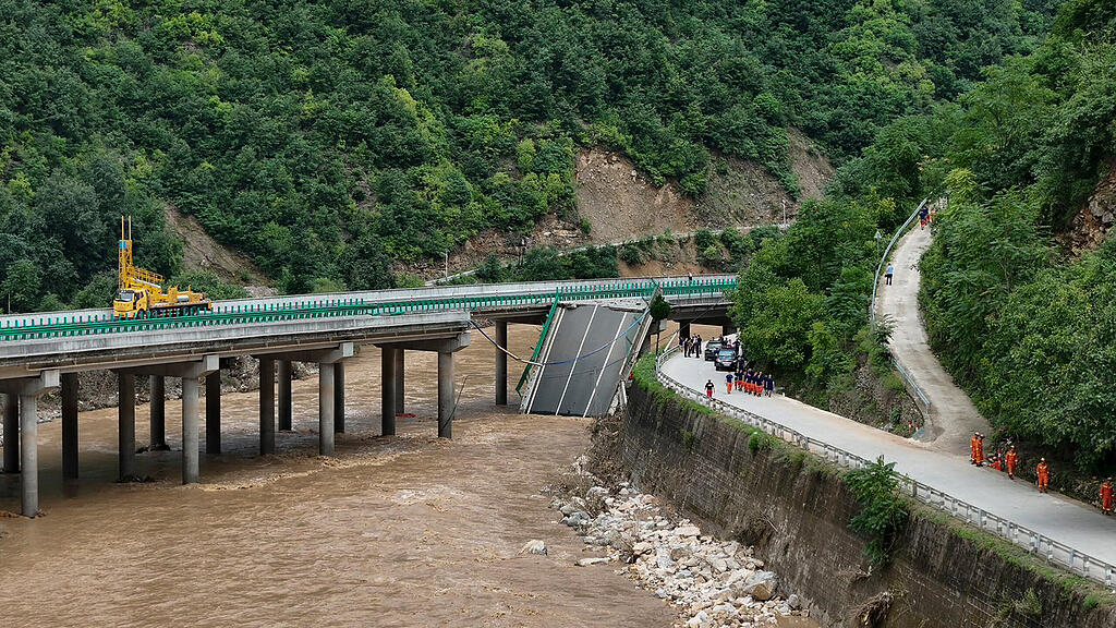 Autobahneinsturz in China