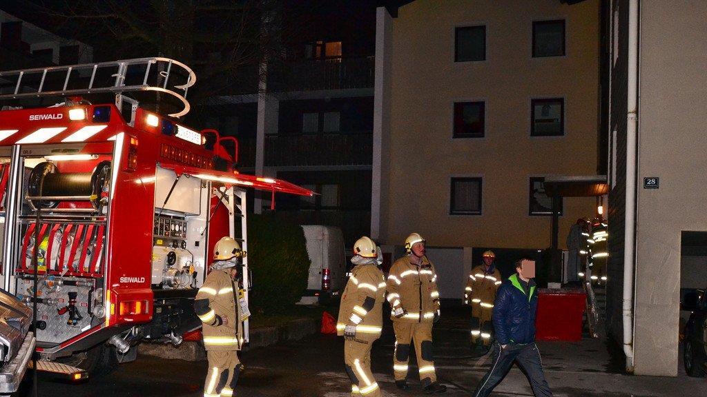 Niederalm: Brand fordert sechs Verletzte I