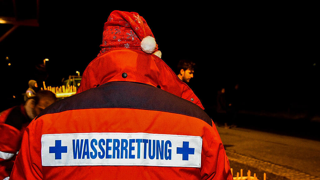 Christbaumschwimmen Wasserrettung Niedernsill
