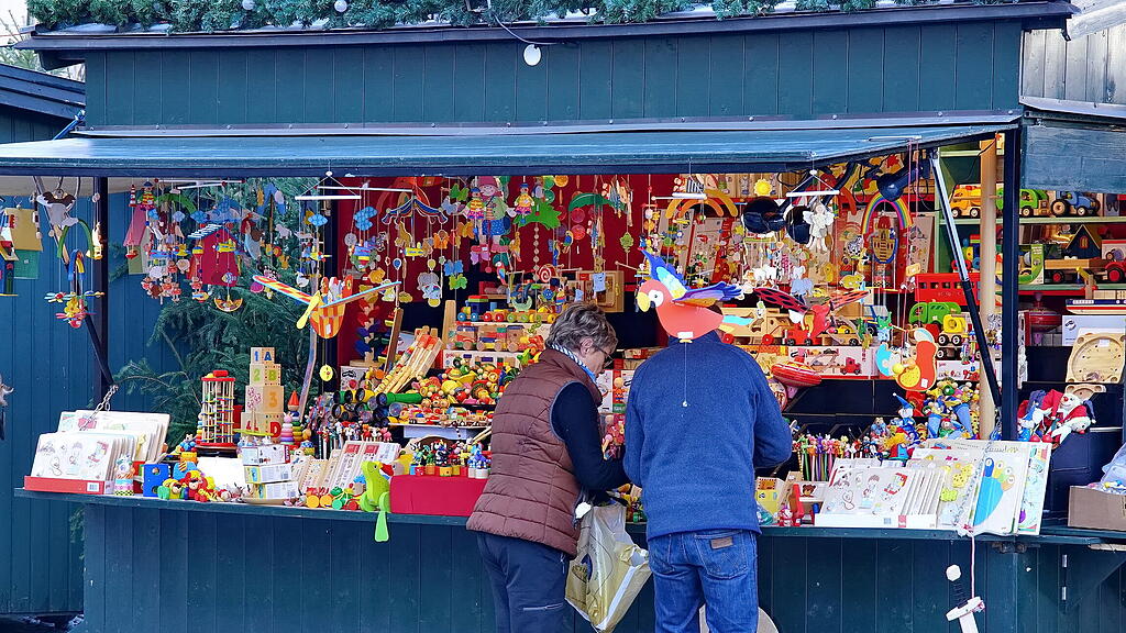 Salzburger Christkindlmarkt Aufbau