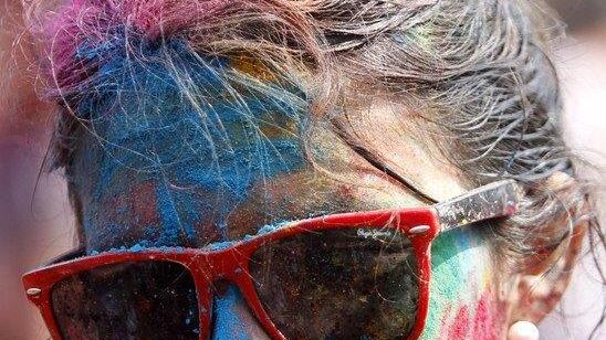 So bunt ist das Holi Festival