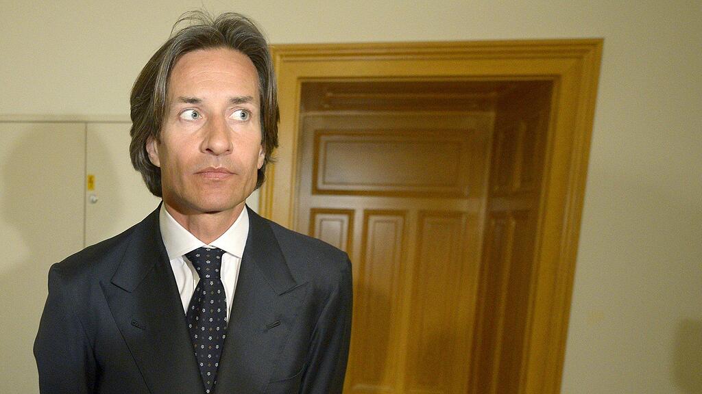 Karl Heinz Grasser bekommt wegen der Presseaussendung keine Kunden für seine Beraterfirma mehr - sagt er.