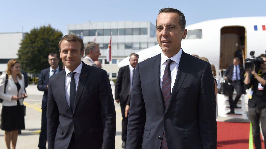 Emanuel Macron in Salzburg gelandet
