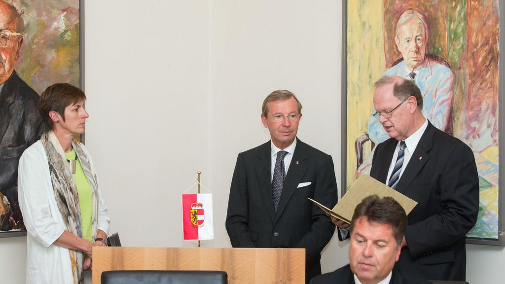 Landesregierung angelobt, IV
