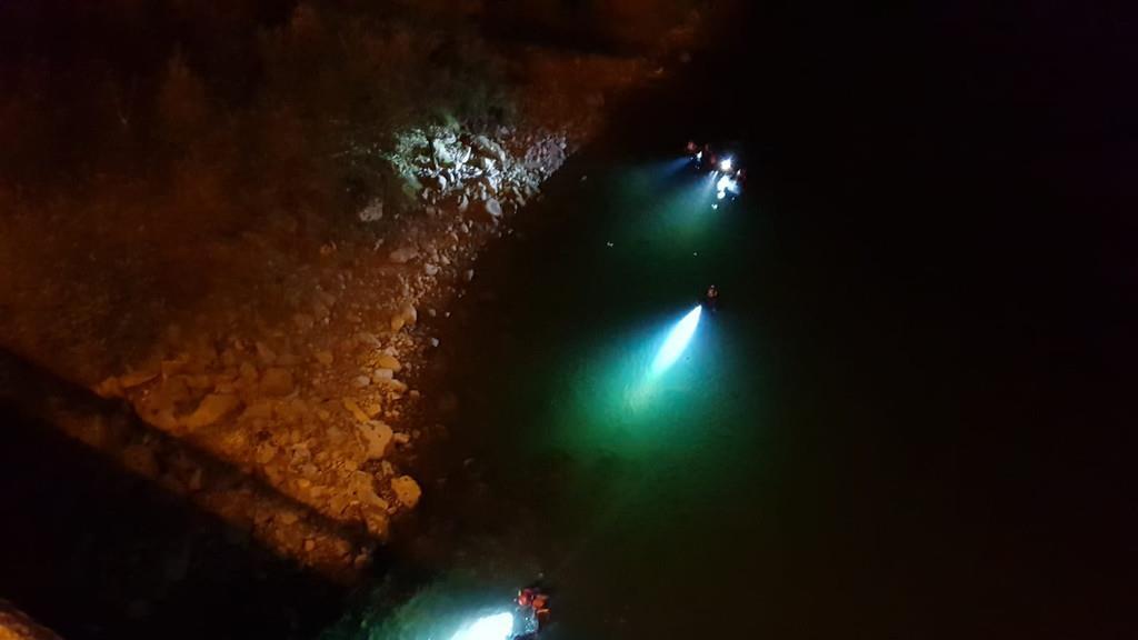 Suchaktion an der Salzach