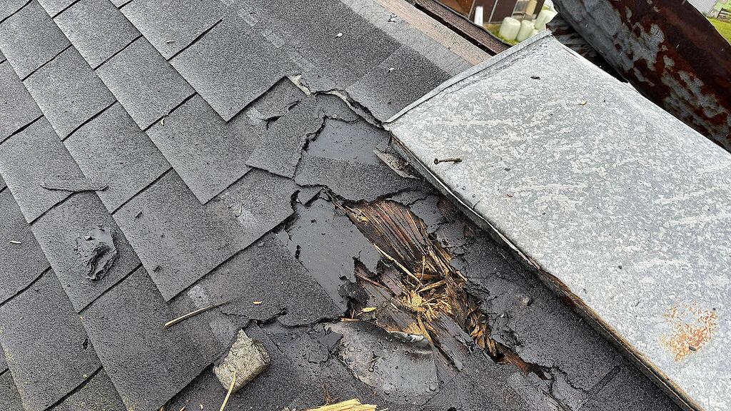 Blitzeinschlag in Lend