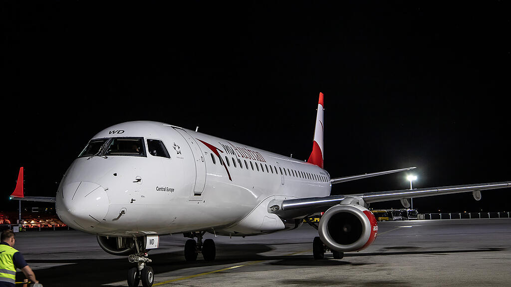 Letzter Flieger landet vorerst in Salzburg