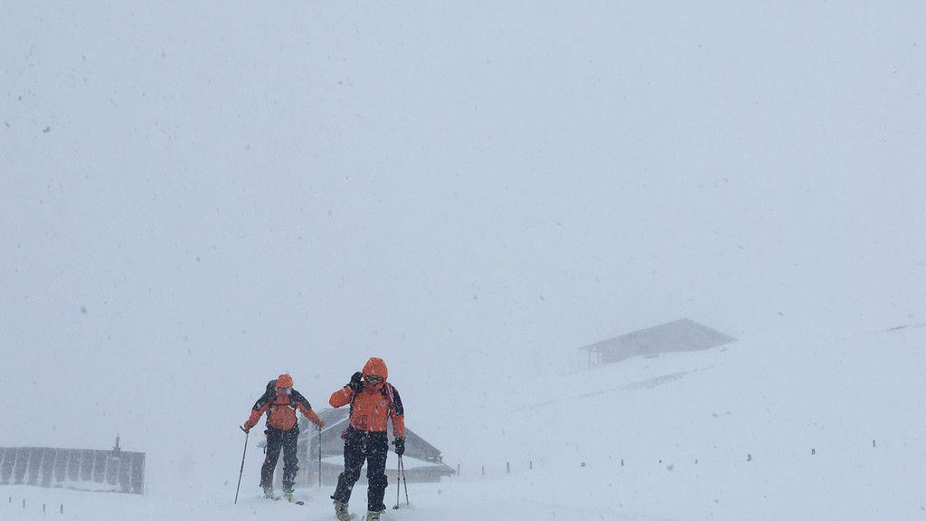 Suchaktion nach vermissten Tourengehern in Hintersee